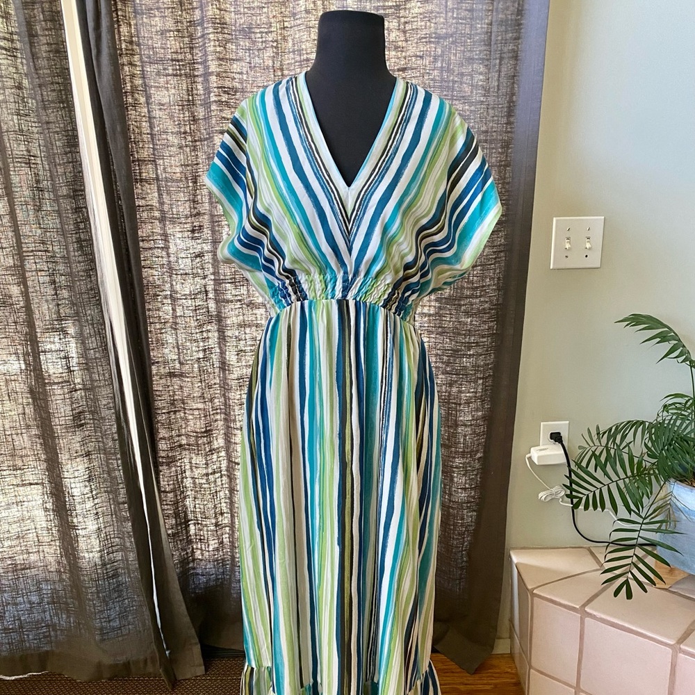 Striped Maggy London Maxidress